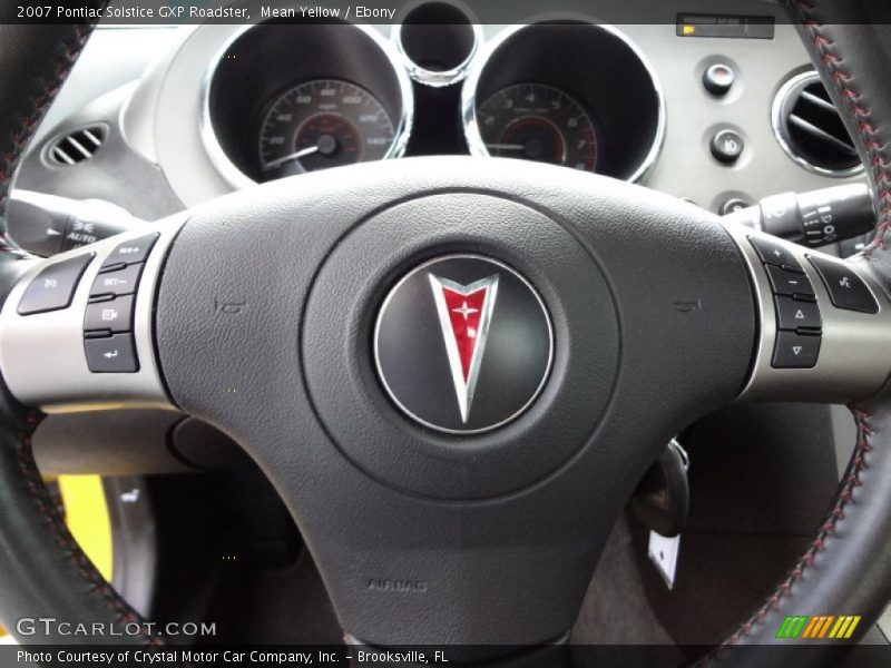 Controls of 2007 Solstice GXP Roadster