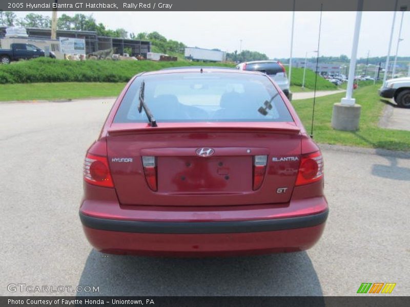 Rally Red / Gray 2005 Hyundai Elantra GT Hatchback