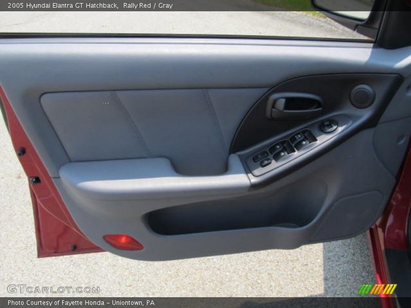 Rally Red / Gray 2005 Hyundai Elantra GT Hatchback