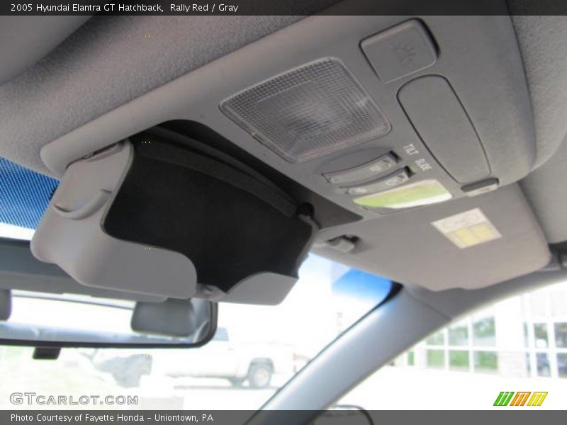 Rally Red / Gray 2005 Hyundai Elantra GT Hatchback