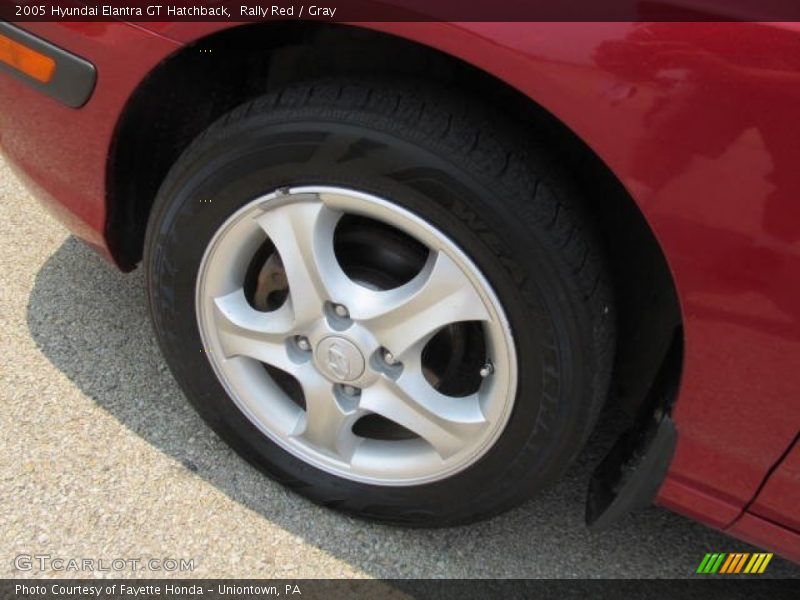 Rally Red / Gray 2005 Hyundai Elantra GT Hatchback