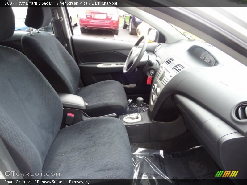 Silver Streak Mica / Dark Charcoal 2007 Toyota Yaris S Sedan