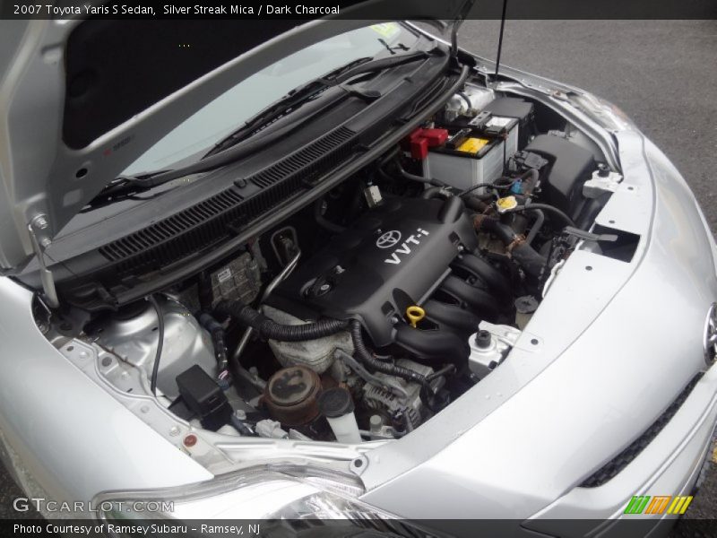 Silver Streak Mica / Dark Charcoal 2007 Toyota Yaris S Sedan