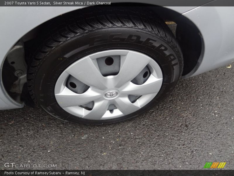Silver Streak Mica / Dark Charcoal 2007 Toyota Yaris S Sedan