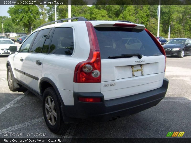 Ice White / Taupe 2006 Volvo XC90 2.5T