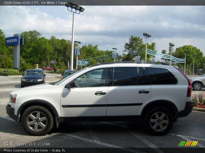 Ice White / Taupe 2006 Volvo XC90 2.5T