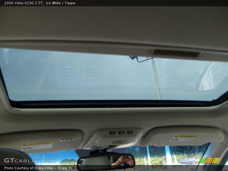 Ice White / Taupe 2006 Volvo XC90 2.5T