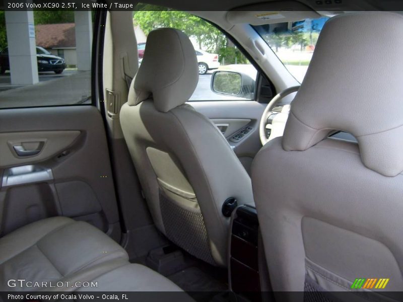 Ice White / Taupe 2006 Volvo XC90 2.5T
