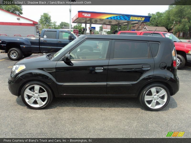 Shadow Black / Sand/Black Houndstooth Cloth 2010 Kia Soul !