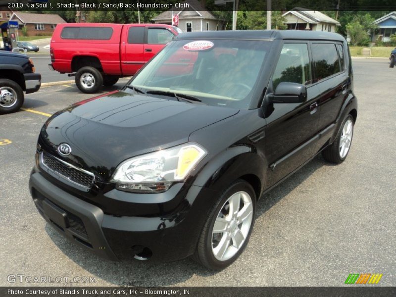Shadow Black / Sand/Black Houndstooth Cloth 2010 Kia Soul !