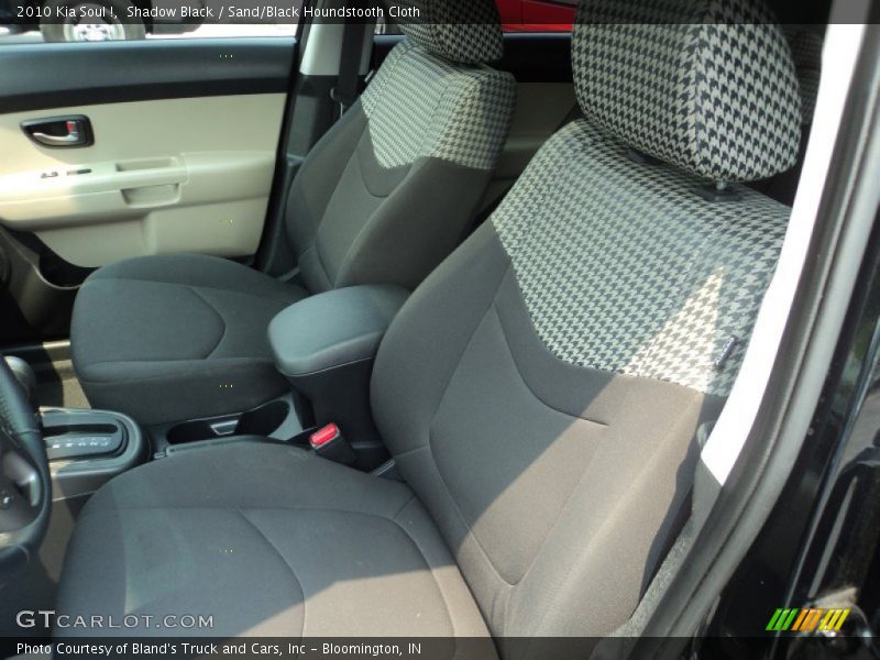 Shadow Black / Sand/Black Houndstooth Cloth 2010 Kia Soul !
