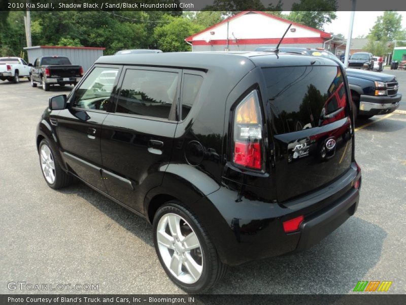 Shadow Black / Sand/Black Houndstooth Cloth 2010 Kia Soul !