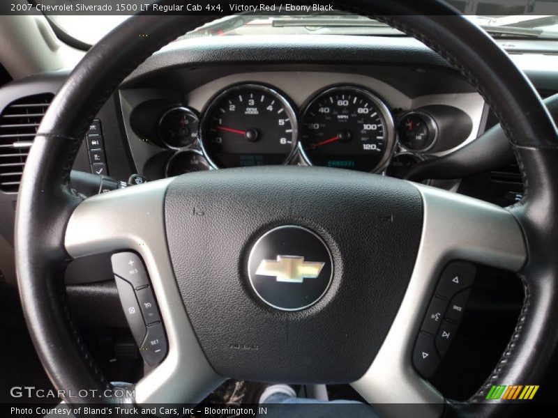 Victory Red / Ebony Black 2007 Chevrolet Silverado 1500 LT Regular Cab 4x4