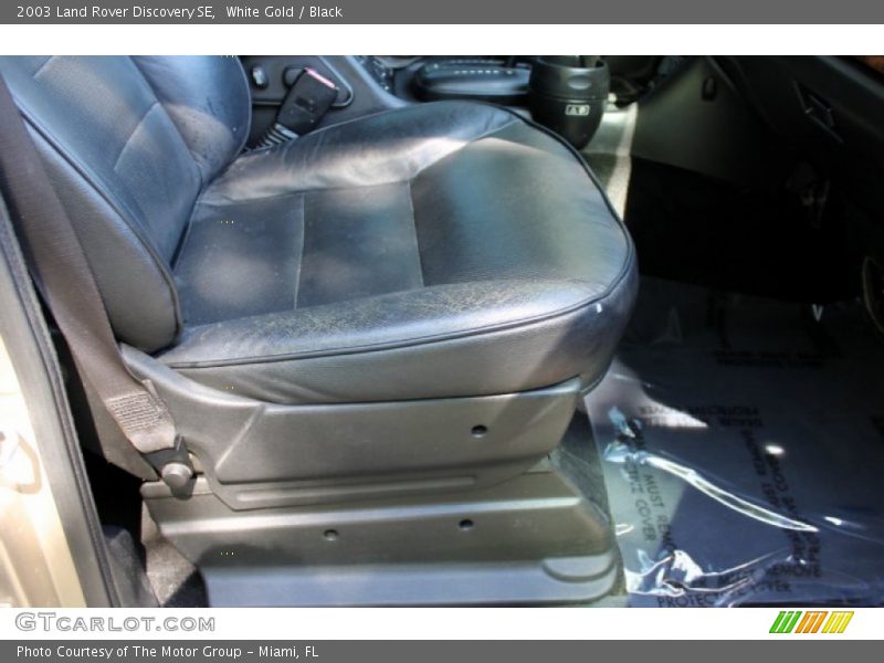 White Gold / Black 2003 Land Rover Discovery SE