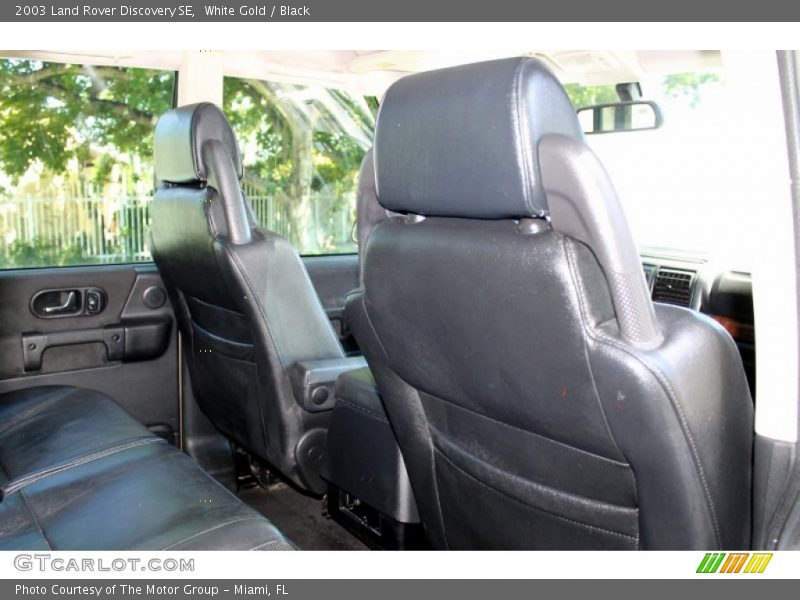 White Gold / Black 2003 Land Rover Discovery SE