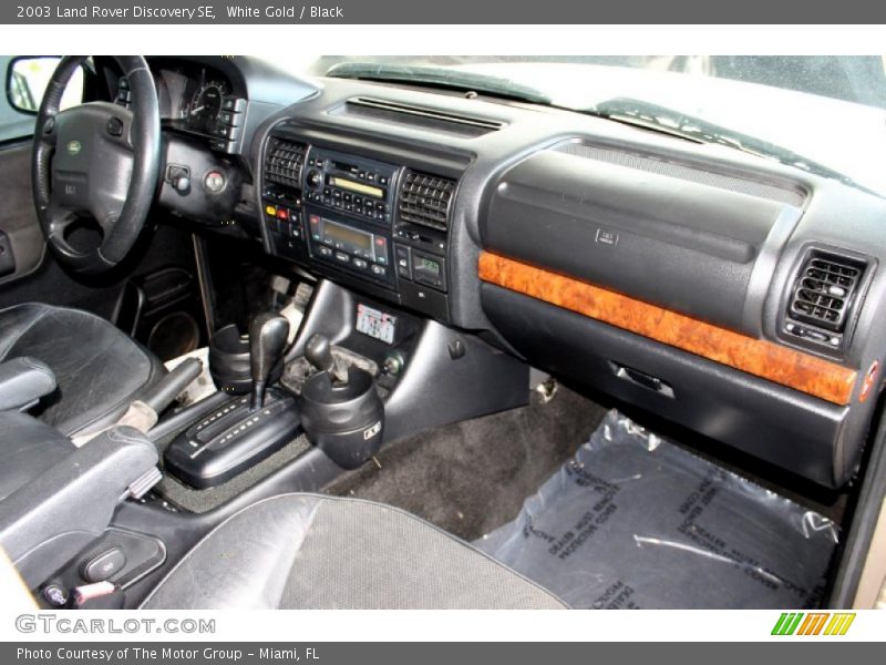 White Gold / Black 2003 Land Rover Discovery SE