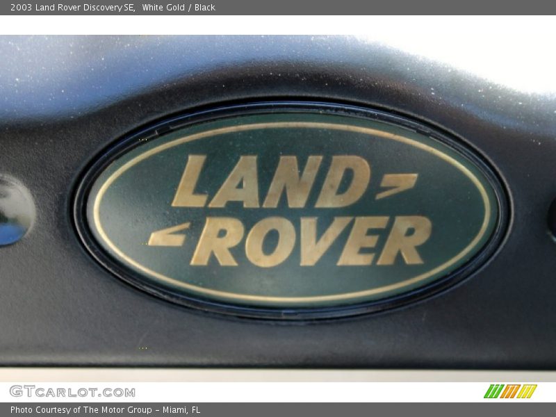 White Gold / Black 2003 Land Rover Discovery SE