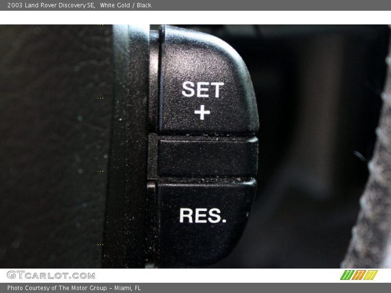 White Gold / Black 2003 Land Rover Discovery SE