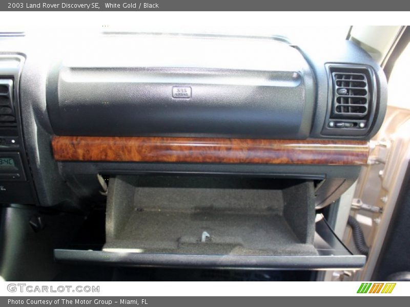 White Gold / Black 2003 Land Rover Discovery SE