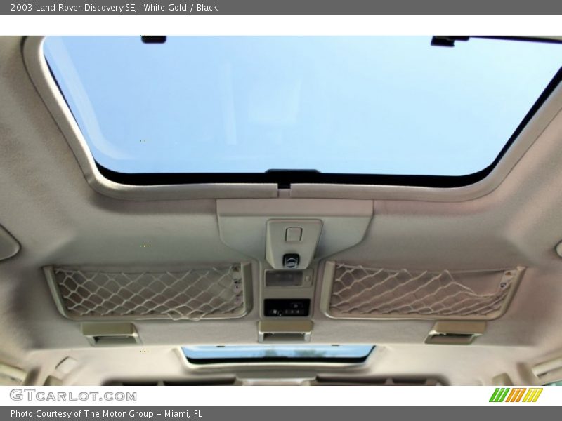 White Gold / Black 2003 Land Rover Discovery SE