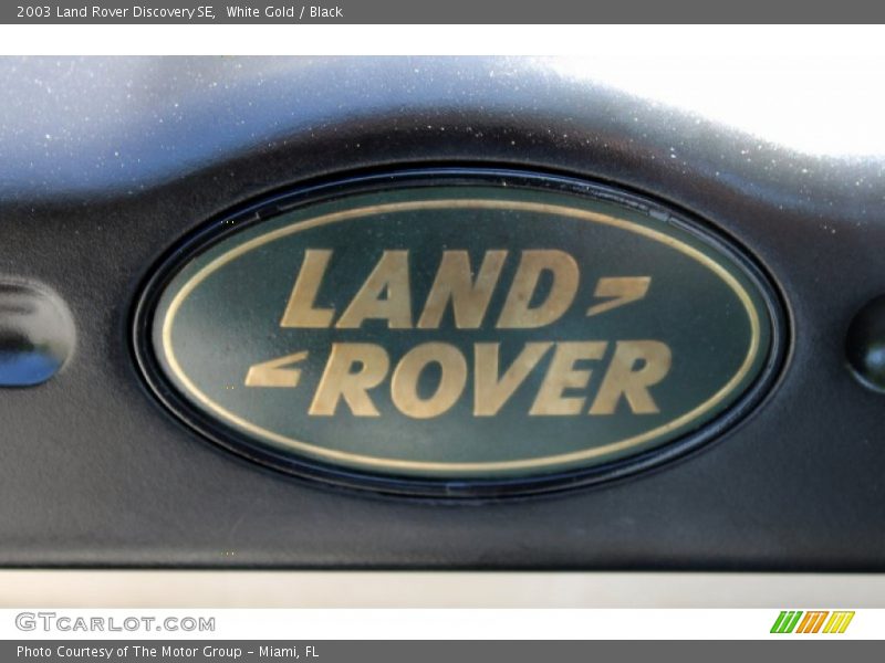 White Gold / Black 2003 Land Rover Discovery SE