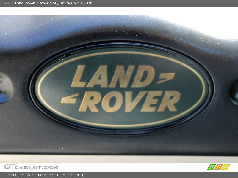 White Gold / Black 2003 Land Rover Discovery SE