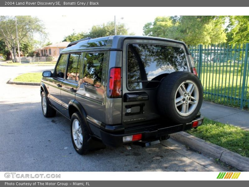 Bonatti Grey / Black 2004 Land Rover Discovery SE