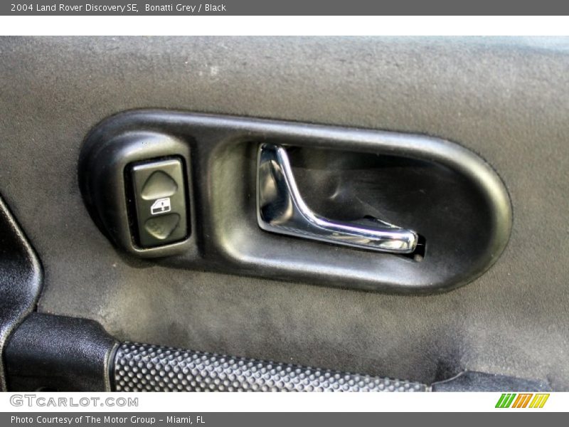 Bonatti Grey / Black 2004 Land Rover Discovery SE