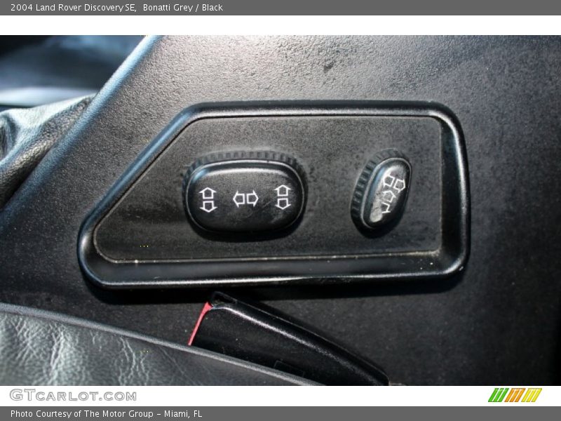 Bonatti Grey / Black 2004 Land Rover Discovery SE