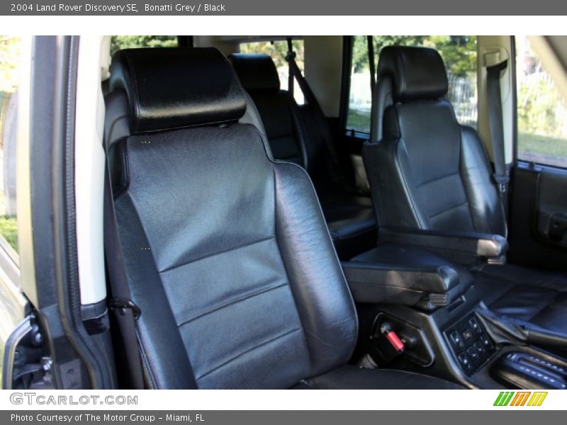 Bonatti Grey / Black 2004 Land Rover Discovery SE