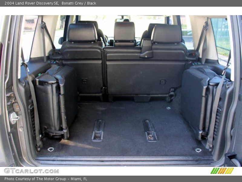 Bonatti Grey / Black 2004 Land Rover Discovery SE