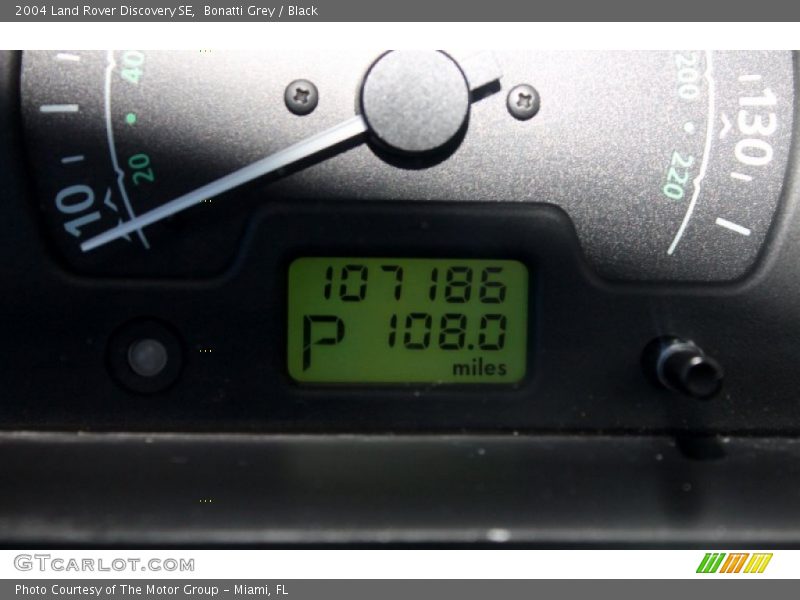 Bonatti Grey / Black 2004 Land Rover Discovery SE