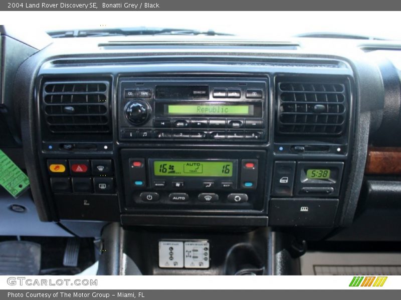 Bonatti Grey / Black 2004 Land Rover Discovery SE