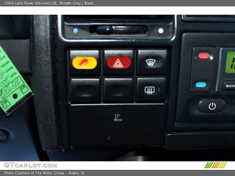Bonatti Grey / Black 2004 Land Rover Discovery SE