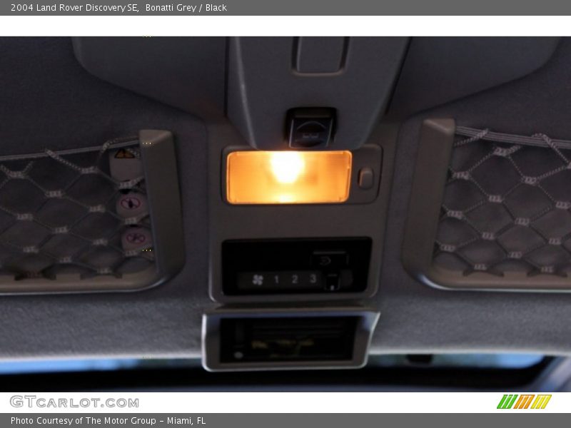 Bonatti Grey / Black 2004 Land Rover Discovery SE