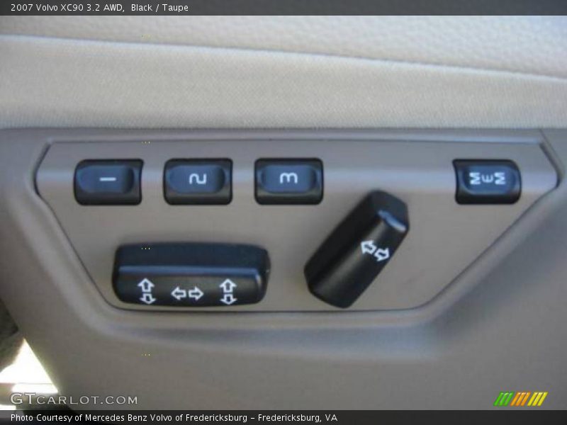 Black / Taupe 2007 Volvo XC90 3.2 AWD