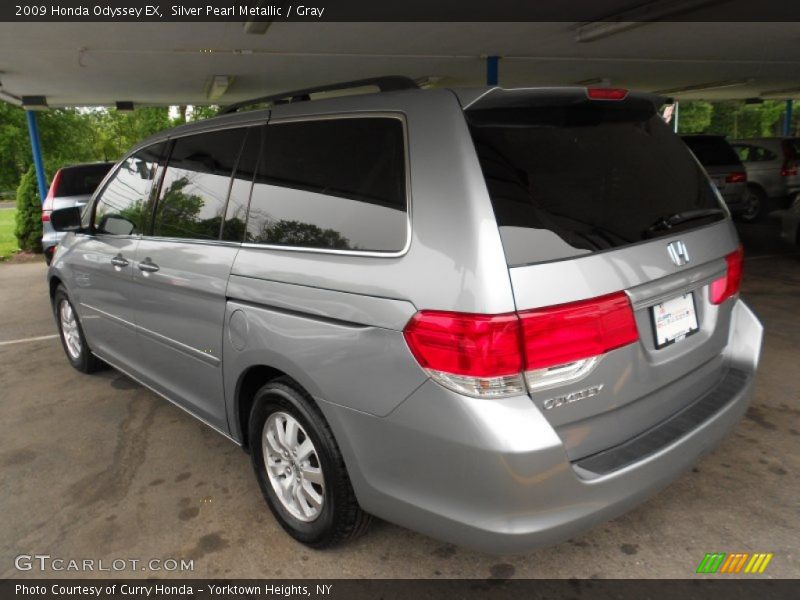 Silver Pearl Metallic / Gray 2009 Honda Odyssey EX