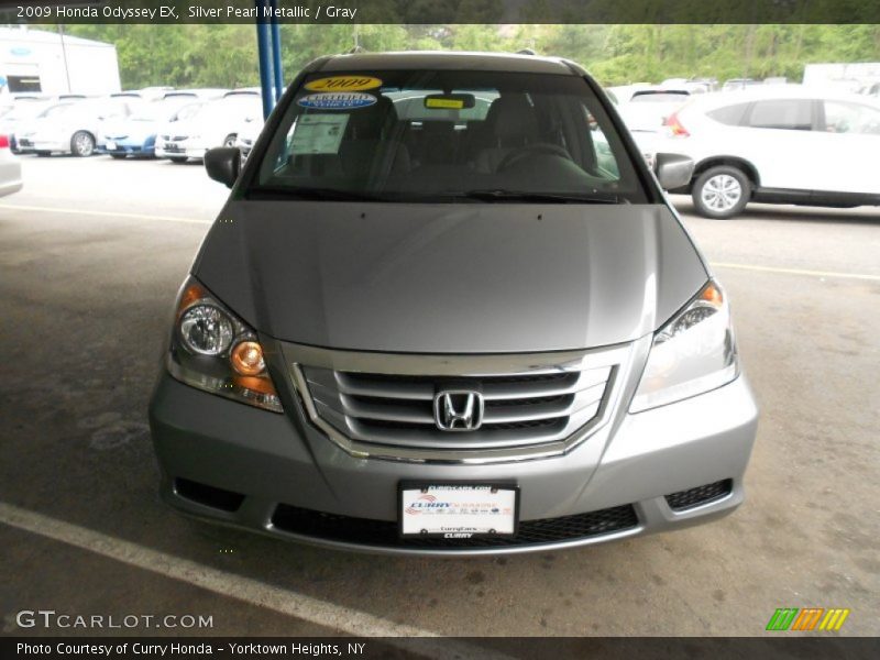 Silver Pearl Metallic / Gray 2009 Honda Odyssey EX