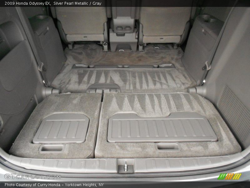 Silver Pearl Metallic / Gray 2009 Honda Odyssey EX