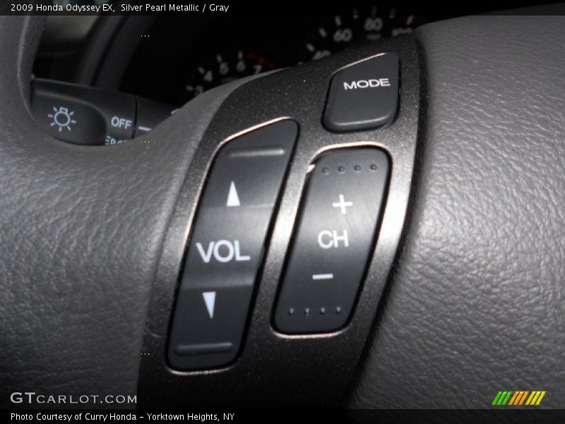 Silver Pearl Metallic / Gray 2009 Honda Odyssey EX