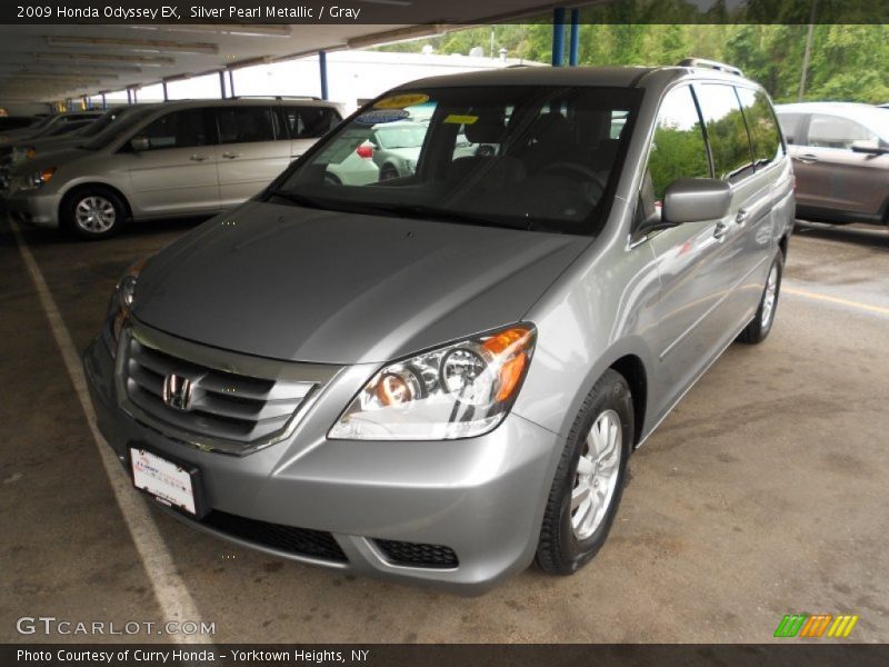 Silver Pearl Metallic / Gray 2009 Honda Odyssey EX