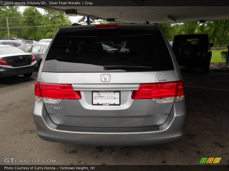 Silver Pearl Metallic / Gray 2009 Honda Odyssey EX