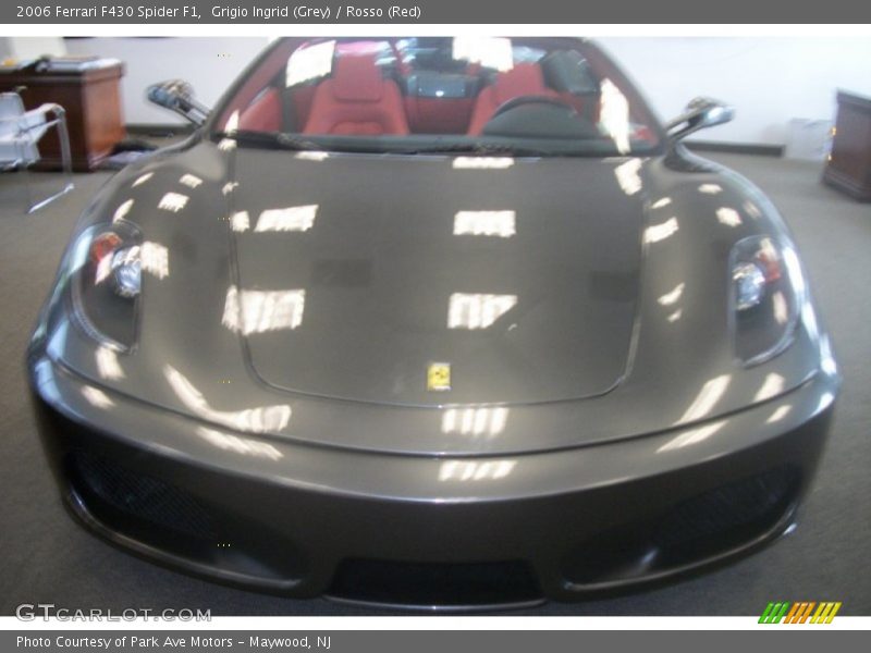 Grigio Ingrid (Grey) / Rosso (Red) 2006 Ferrari F430 Spider F1