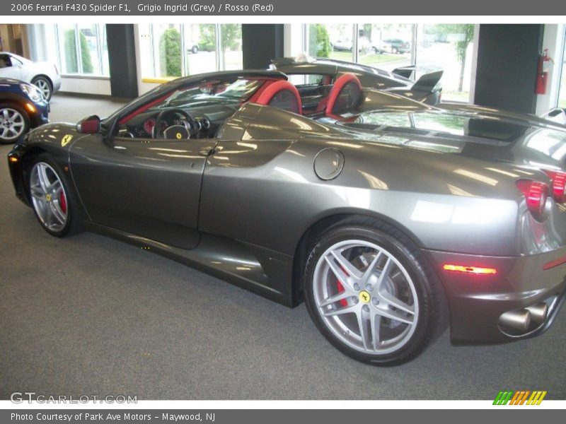 Grigio Ingrid (Grey) / Rosso (Red) 2006 Ferrari F430 Spider F1