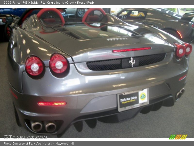 Grigio Ingrid (Grey) / Rosso (Red) 2006 Ferrari F430 Spider F1