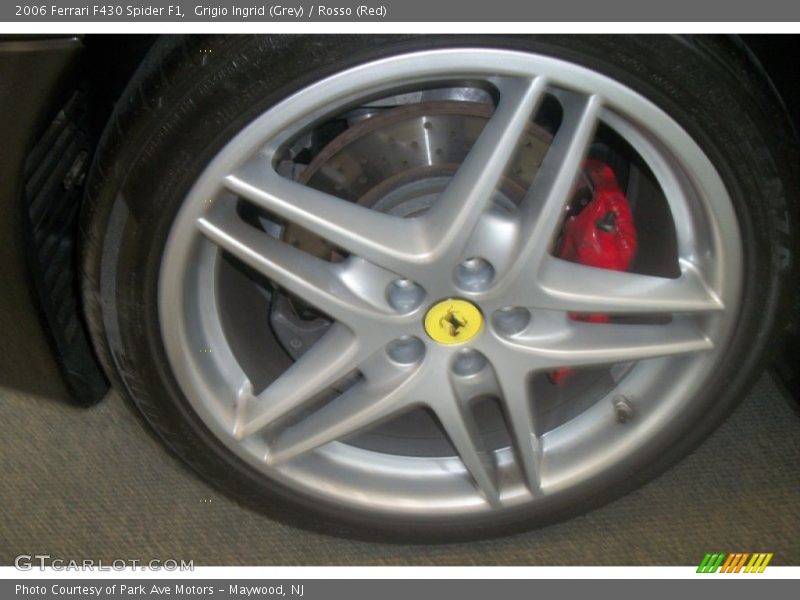 Grigio Ingrid (Grey) / Rosso (Red) 2006 Ferrari F430 Spider F1