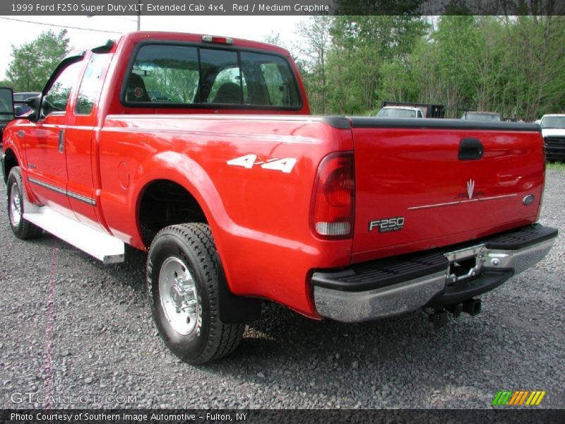 Red / Medium Graphite 1999 Ford F250 Super Duty XLT Extended Cab 4x4