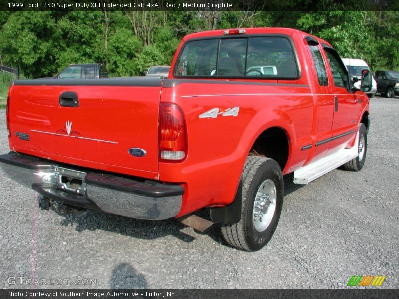 Red / Medium Graphite 1999 Ford F250 Super Duty XLT Extended Cab 4x4