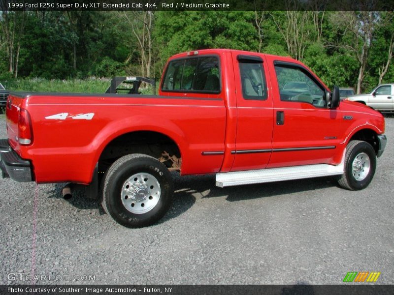 Red / Medium Graphite 1999 Ford F250 Super Duty XLT Extended Cab 4x4