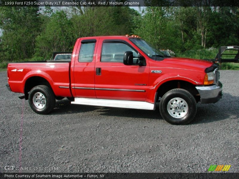Red / Medium Graphite 1999 Ford F250 Super Duty XLT Extended Cab 4x4